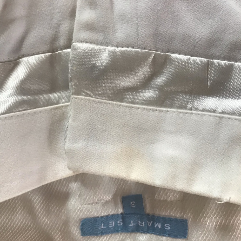 White pants - Picture 3 of 5